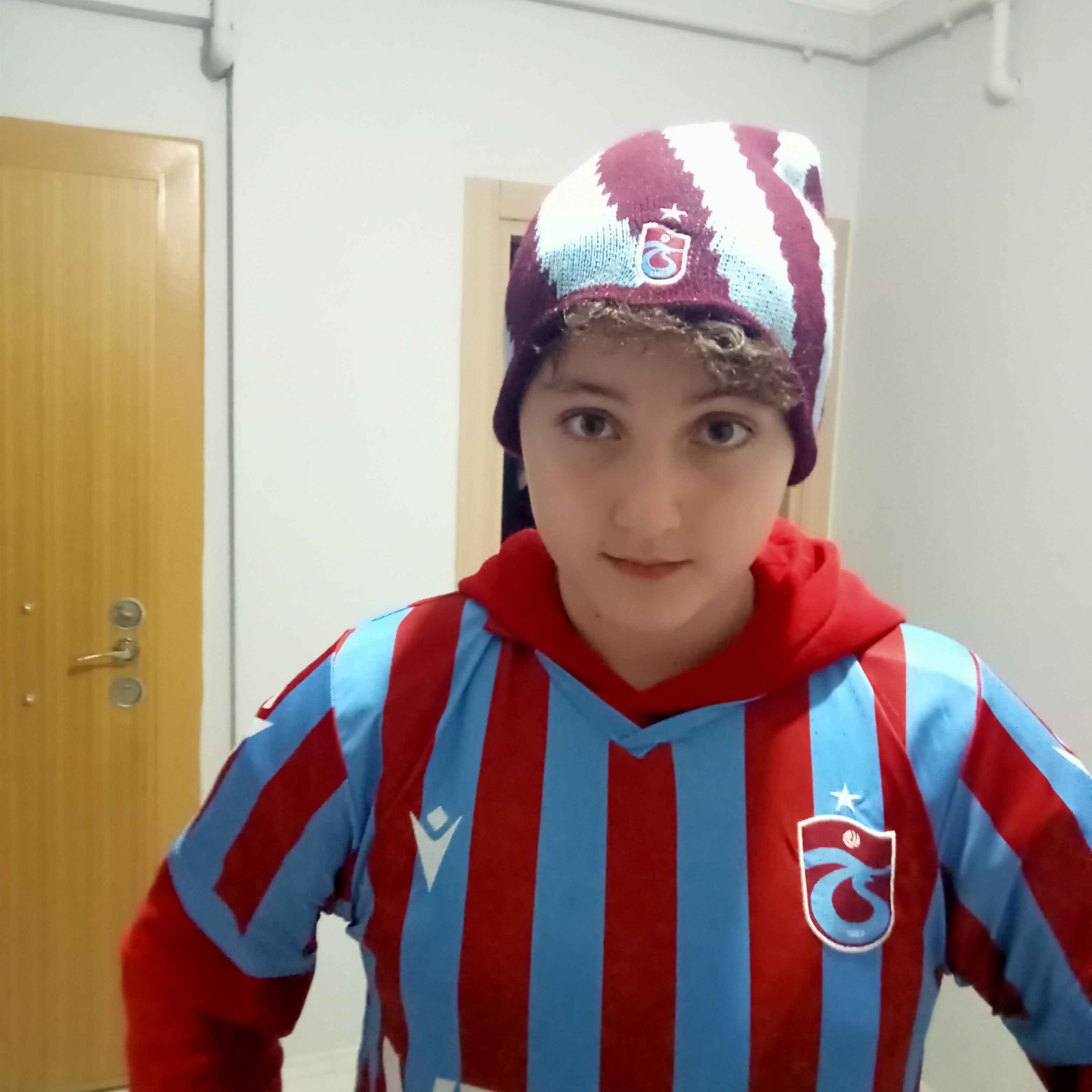 برت/کلاه بافتنی زنانه ترابزون اسپورت Trabzonspor اورجینال 20U22W006 photo review